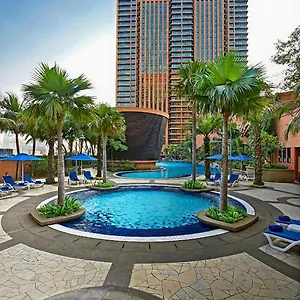 Grand Service @ Times Square Апартаменты