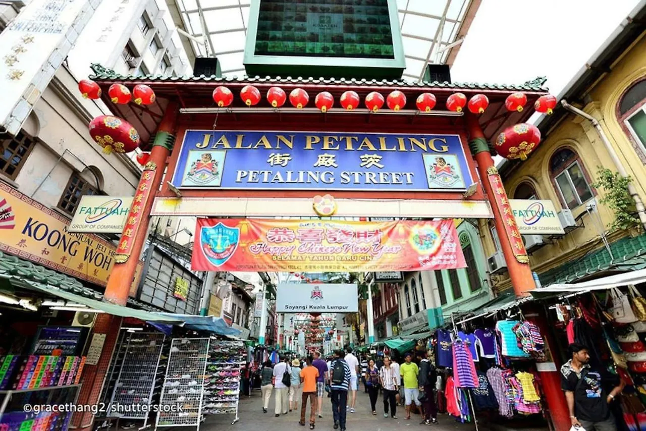 3Br Villa Puteri Near Sunway Putra, Pwtc + Parking Kuala Lumpur